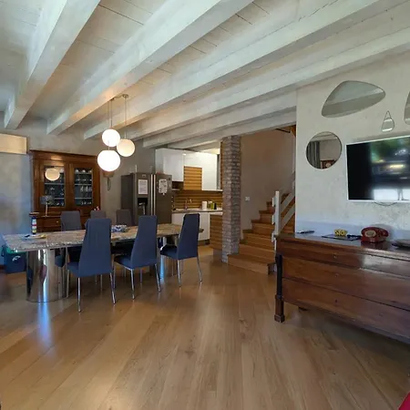 Apartment La Corte Di Dafne Bergamo